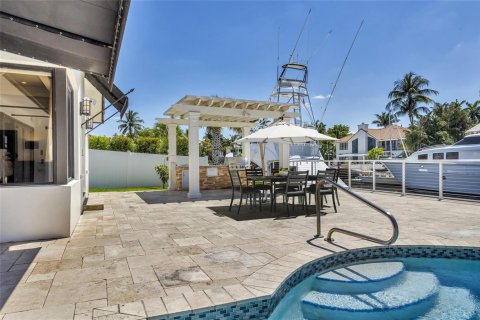 Casa en venta en Fort Lauderdale, Florida, 4 dormitorios, 314.75 m2 № 2182998 - foto 14