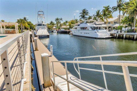 Casa en venta en Fort Lauderdale, Florida, 4 dormitorios, 314.75 m2 № 2182998 - foto 9