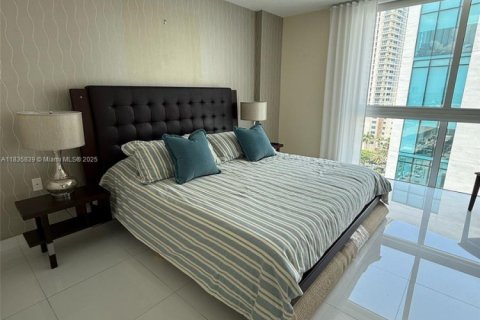 Condominio en venta en Sunny Isles Beach, Florida, 3 dormitorios, 134.43 m2 № 1940795 - foto 13