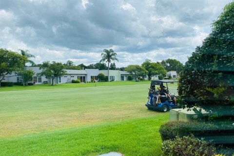 Condo in New Port Richey, Florida, 2 bedrooms № 2266781