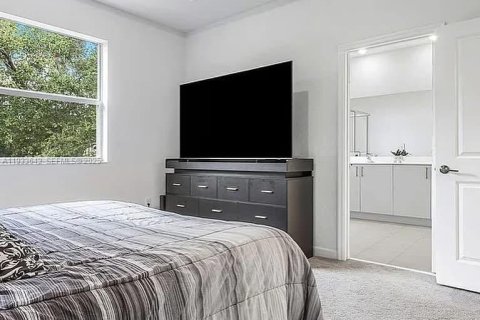 Townhouse in Lauderhill, Florida 3 bedrooms, 132.48 sq.m. № 1991469 - photo 13