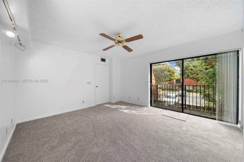 Touwnhouse à louer à Plantation, Floride: 2 chambres, 127.46 m2 № 2048121 - photo 18