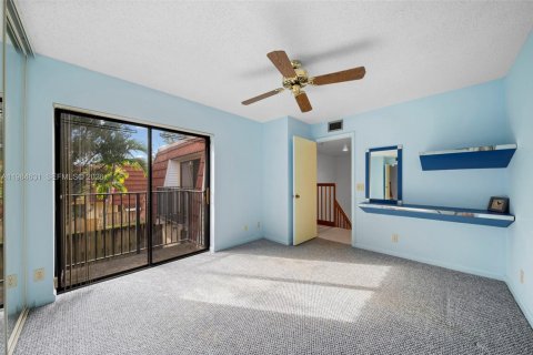 Touwnhouse à louer à Plantation, Floride: 2 chambres, 127.46 m2 № 2048121 - photo 14