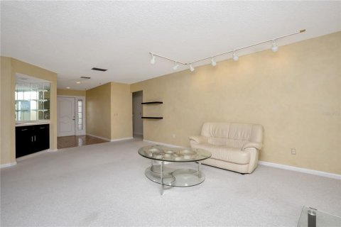 Casa en venta en Tampa, Florida, 2 dormitorios, 126.35 m2 № 1662341 - foto 12