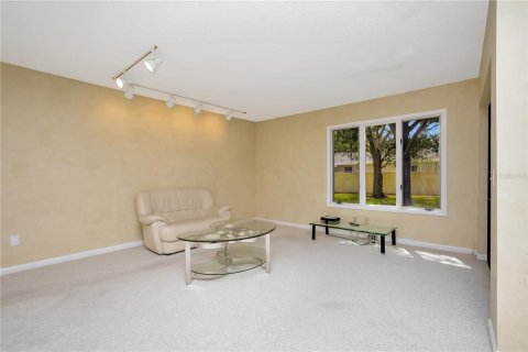 House in Tampa, Florida 2 bedrooms, 126.35 sq.m. № 1662341 - photo 11