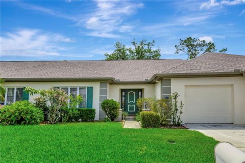 House in Tampa, Florida 2 bedrooms, 126.35 sq.m. № 1662341 - photo 1