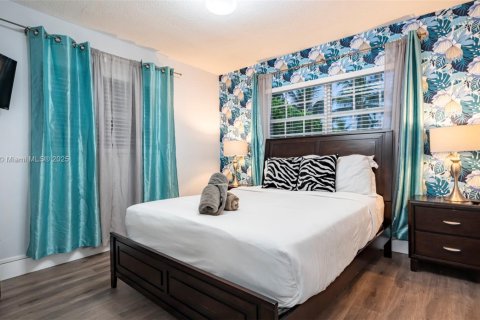 Villa ou maison à louer à Hollywood, Floride: 4 chambres, 164.16 m2 № 2336006 - photo 13