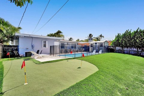 Villa ou maison à louer à Hollywood, Floride: 4 chambres, 164.16 m2 № 2336006 - photo 3