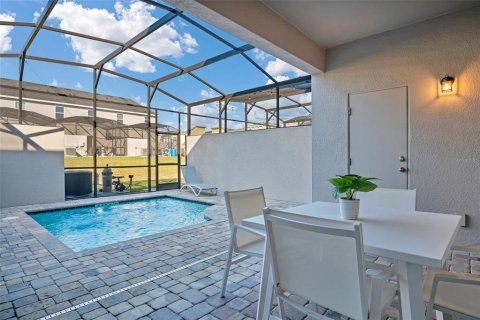 Touwnhouse à Kissimmee, Floride 5 chambres, 213.58 m2 № 2221898