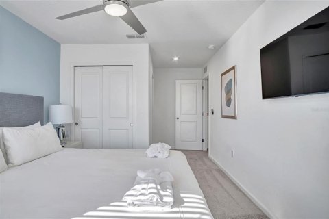Townhouse in Kissimmee, Florida 5 bedrooms, 213.58 sq.m. № 2221898 - photo 24