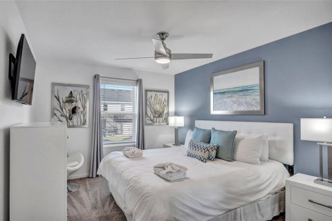Townhouse in Kissimmee, Florida 5 bedrooms, 213.58 sq.m. № 2221898 - photo 17