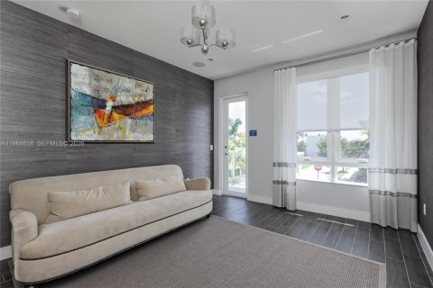 Adosado en alquiler en Doral, Florida, 3 dormitorios, 159.79 m2 № 2031701 - foto 13