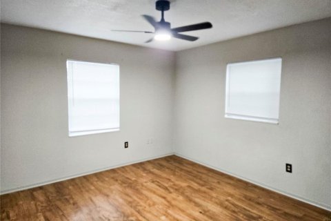 Apartment in Seffner, Florida 2 bedrooms, 83.61 sq.m. № 2338936 - photo 9