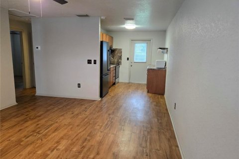 Apartment in Seffner, Florida 2 bedrooms, 83.61 sq.m. № 2338936 - photo 4