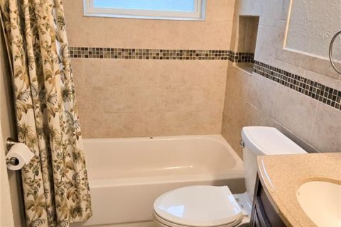 Apartment in Seffner, Florida 2 bedrooms, 83.61 sq.m. № 2338936 - photo 11