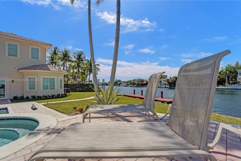 House in Hollywood, Florida 7 bedrooms, 656.45 sq.m. № 1703493 - photo 10