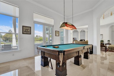 House in Hollywood, Florida 7 bedrooms, 656.45 sq.m. № 1703493 - photo 3