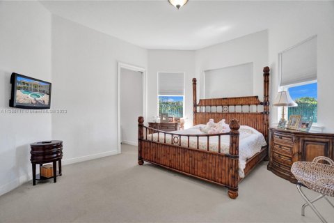 House in Hollywood, Florida 7 bedrooms, 656.45 sq.m. № 1703493 - photo 27