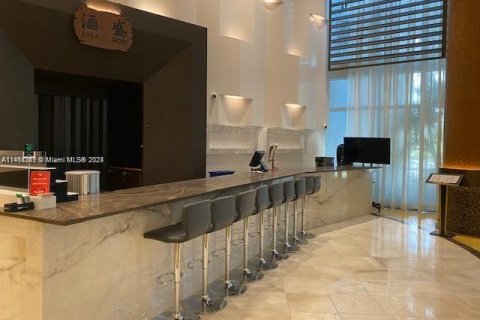 Condo in Sunny Isles Beach, Florida  № 1742114 - photo 29