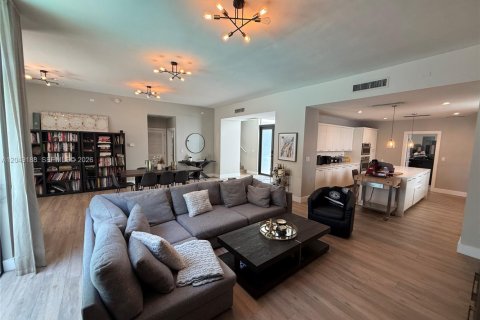 Villa ou maison à louer à Miami, Floride: 4 chambres, 268.49 m2 № 2262540 - photo 4