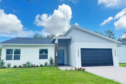 Casa en venta en Tampa, Florida, 4 dormitorios, 179.95 m2 № 1773859 - foto 1