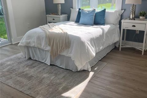 Casa en venta en Tampa, Florida, 4 dormitorios, 179.95 m2 № 1773859 - foto 14