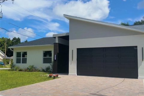 Casa en venta en Tampa, Florida, 4 dormitorios, 179.95 m2 № 1773859 - foto 22