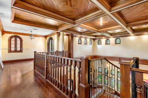 Купить коммерческую недвижимость в Хомстед, Флорида № 2036755 - фото 17