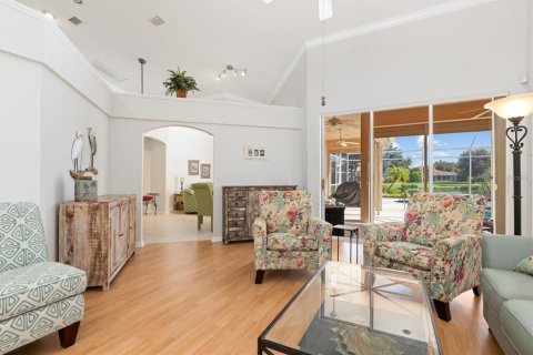Villa ou maison à vendre à Port Charlotte, Floride: 4 chambres, 218.88 m2 № 2425618 - photo 3