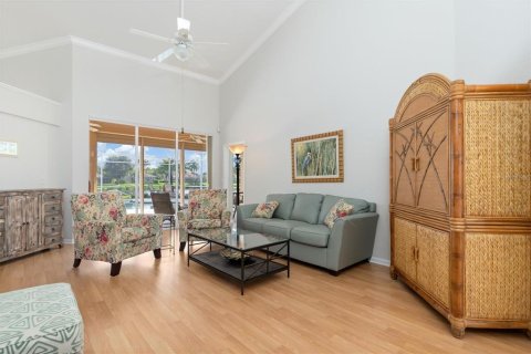 Villa ou maison à vendre à Port Charlotte, Floride: 4 chambres, 218.88 m2 № 2425618 - photo 14
