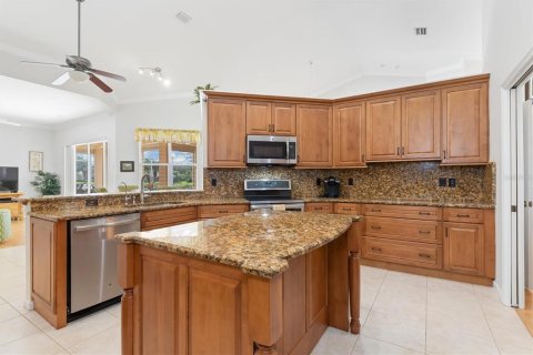 Villa ou maison à vendre à Port Charlotte, Floride: 4 chambres, 218.88 m2 № 2425618 - photo 19