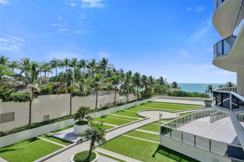 Condo in Bal Harbour, Florida, 3 bedrooms № 2184079 - photo 2