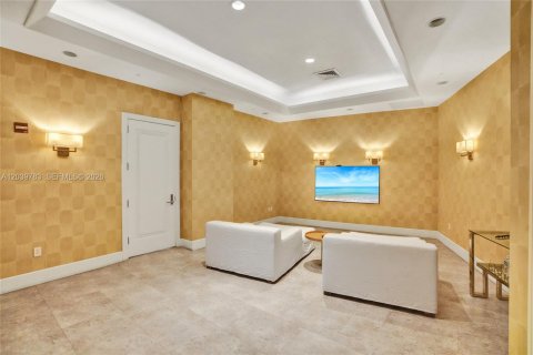 Condo in Bal Harbour, Florida, 3 bedrooms № 2184079 - photo 25