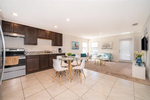 Casa en alquiler en Davenport, Florida, 3 dormitorios, 115.85 m2 № 1857836 - foto 9