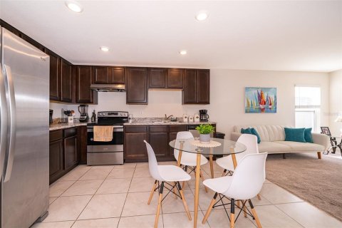 Casa en alquiler en Davenport, Florida, 3 dormitorios, 115.85 m2 № 1857836 - foto 10