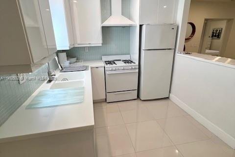 Снять в аренду кондоминиум в Бей-Харбор-Айлендс, Флорида 86.4м2, № 1952977 - фото 8