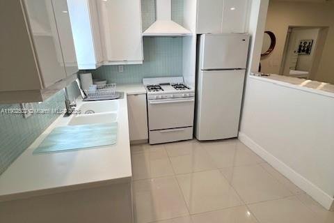 Снять в аренду кондоминиум в Бей-Харбор-Айлендс, Флорида 86.4м2, № 1952977 - фото 7