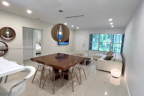 Снять в аренду кондоминиум в Бей-Харбор-Айлендс, Флорида 86.4м2, № 1952977 - фото 1