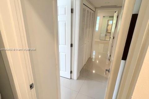 Снять в аренду кондоминиум в Бей-Харбор-Айлендс, Флорида 86.4м2, № 1952977 - фото 23