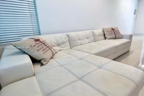 Снять в аренду кондоминиум в Бей-Харбор-Айлендс, Флорида 86.4м2, № 1952977 - фото 4