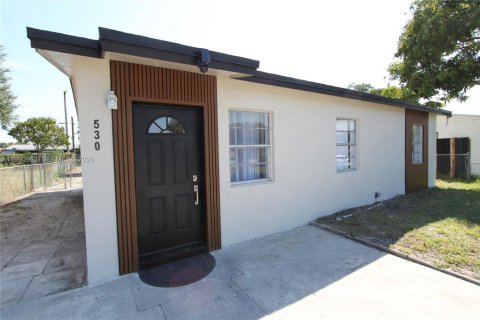 Casa en Boynton Beach, Florida 3 dormitorios, 84.54 m2 № 2056155