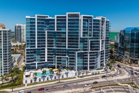Condo in Sarasota, Florida, 2 bedrooms  № 2278009 - photo 3