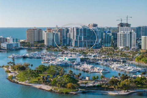 Condo in Sarasota, Florida, 2 bedrooms  № 2278009