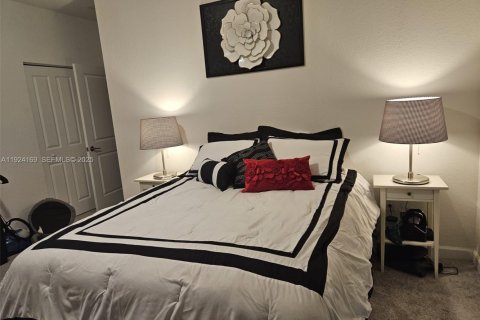 Adosado en alquiler en Homestead, Florida, 3 dormitorios, 137.77 m2 № 1986426 - foto 20