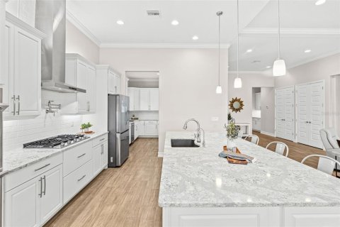 House in Melbourne, Florida 4 bedrooms, 297.38 sq.m. № 1850225 - photo 17