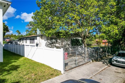 Land in Miami, Florida № 1863912 - photo 7