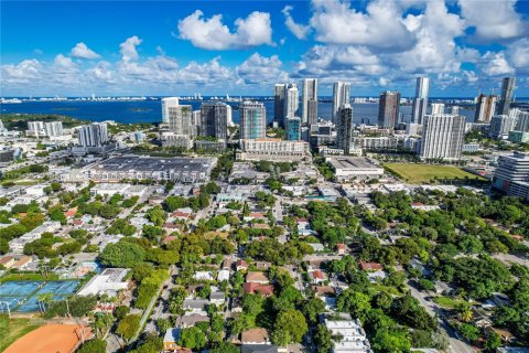 Land in Miami, Florida № 1863912 - photo 17
