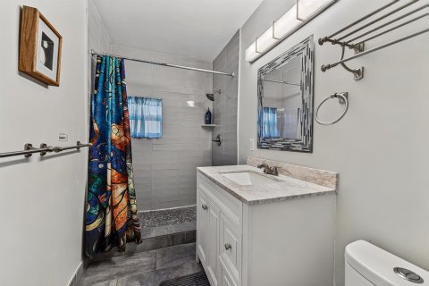 Commercial property in Fort Lauderdale, Florida 225.1 sq.m. № 2154752 - photo 12