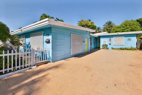 Commercial property in Fort Lauderdale, Florida 225.1 sq.m. № 2154752 - photo 27