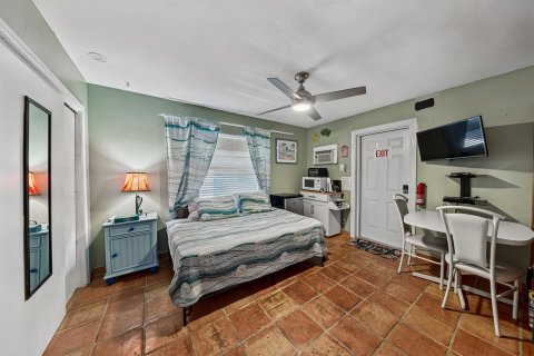 Commercial property in Fort Lauderdale, Florida 225.1 sq.m. № 2154752 - photo 10
